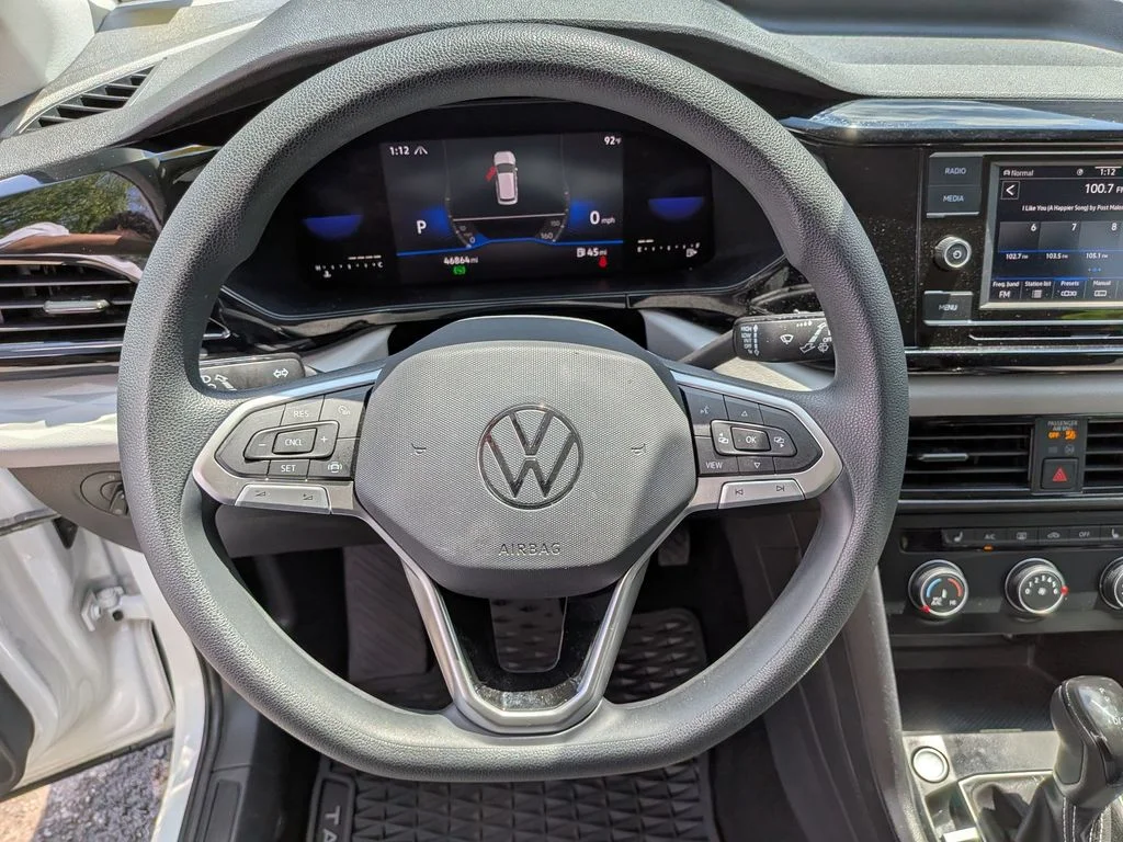 Used 2022 White Volkswagen 1.5T S image 15