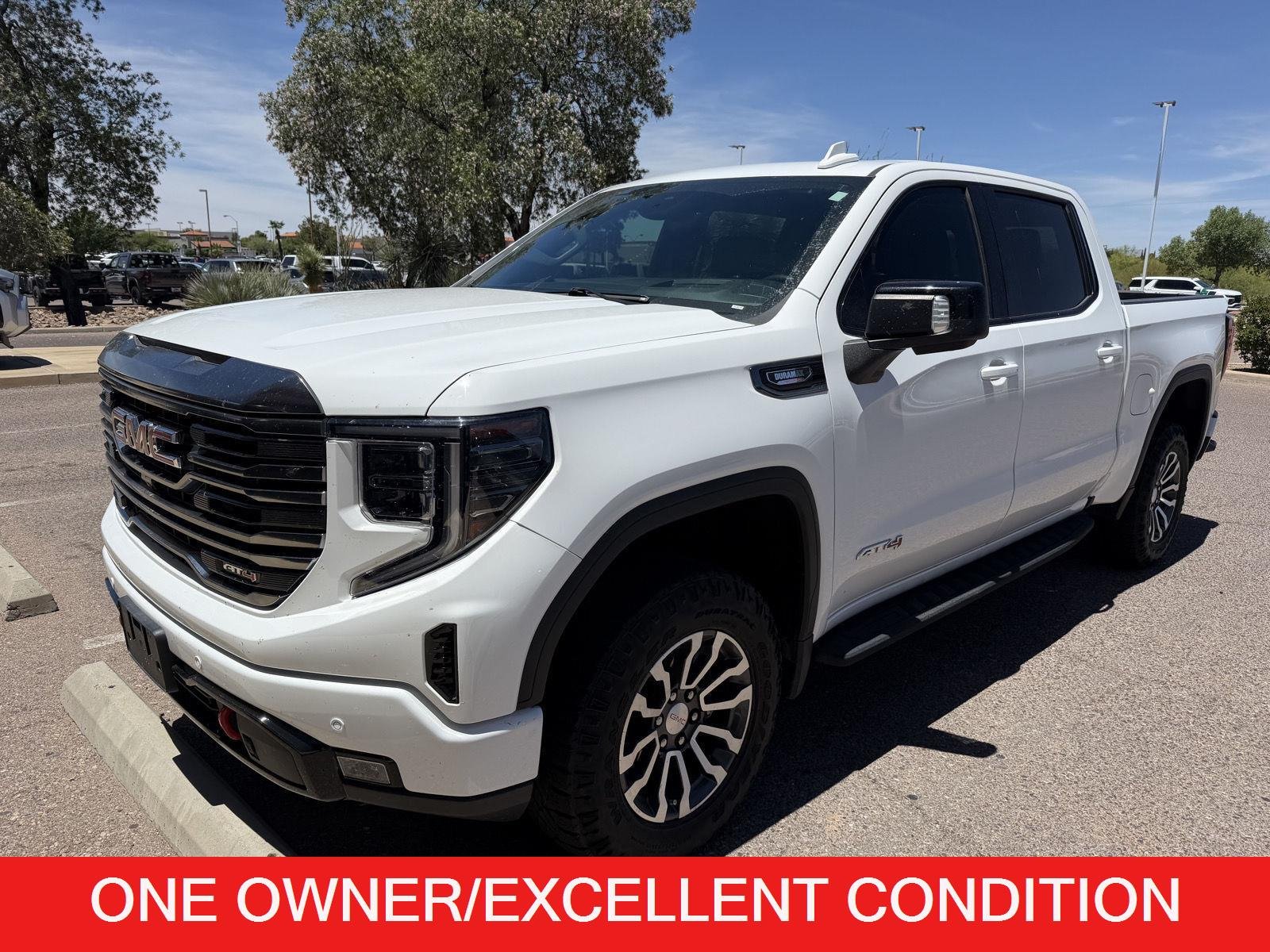 2023 GMC Sierra 4WD Crew Cab Short Box AT4's photo