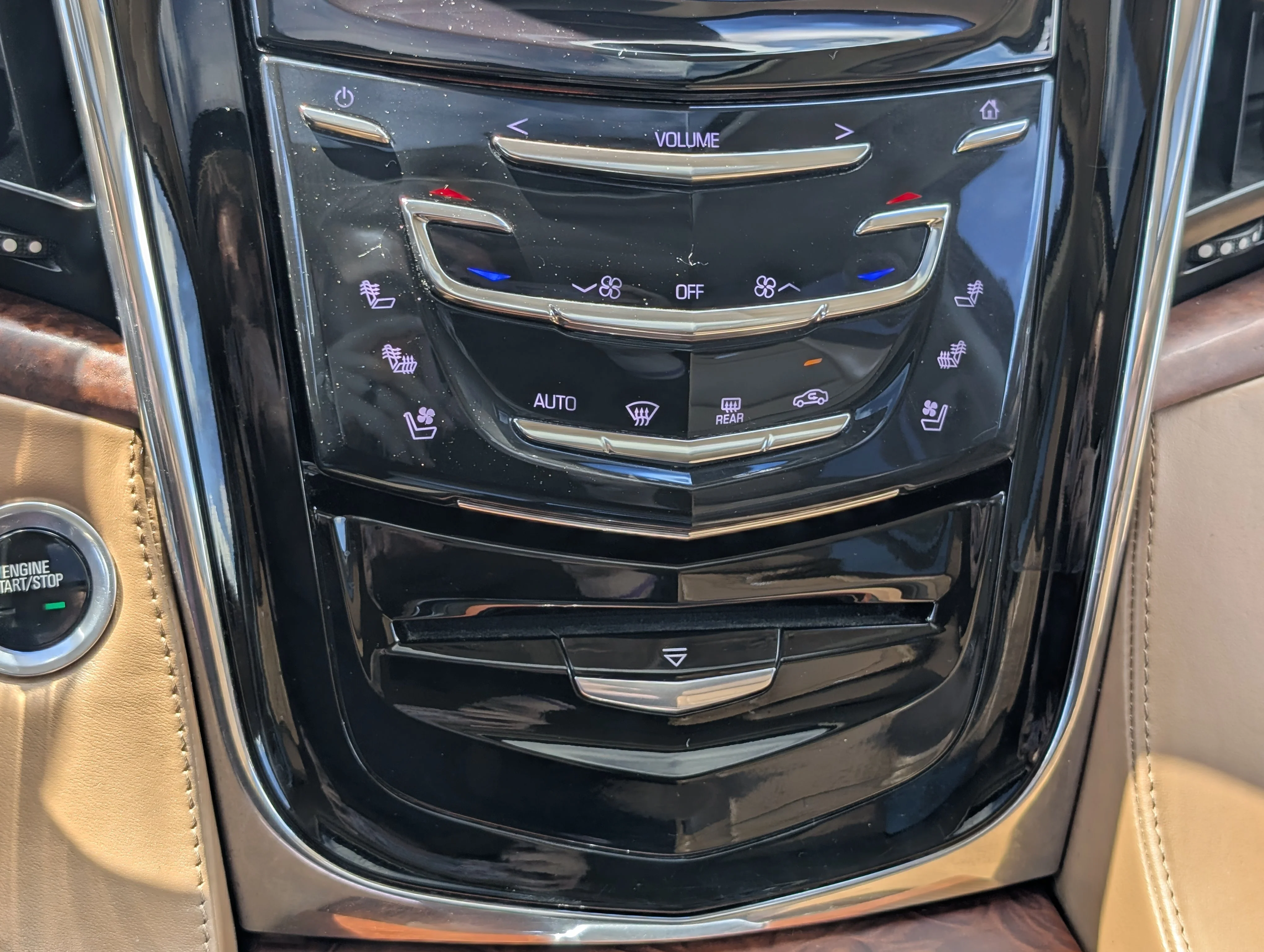 Used 2015 White Cadillac Platinum image 34