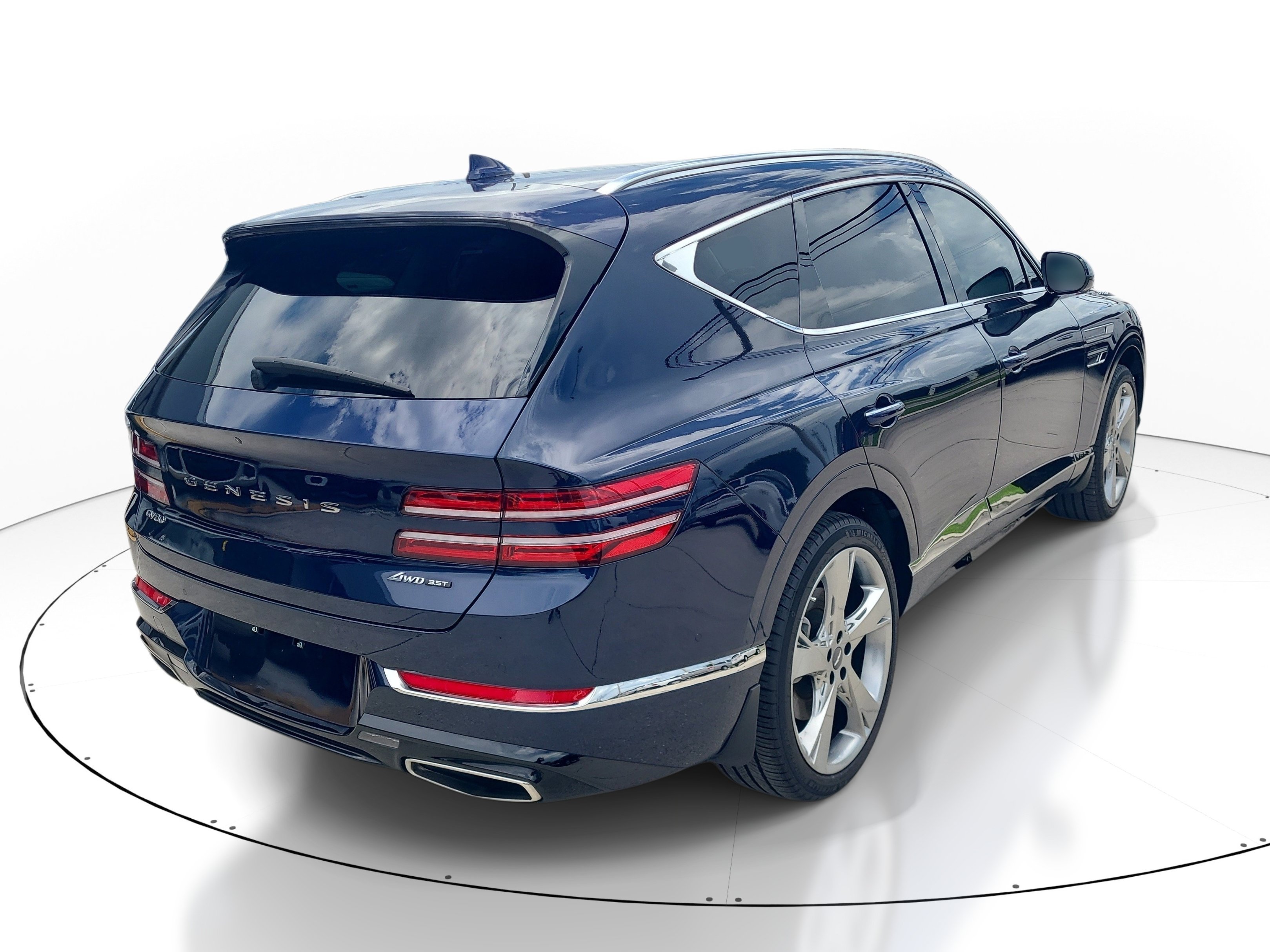 Used 2021 Adriatic Blue Genesis 3.5T image 6