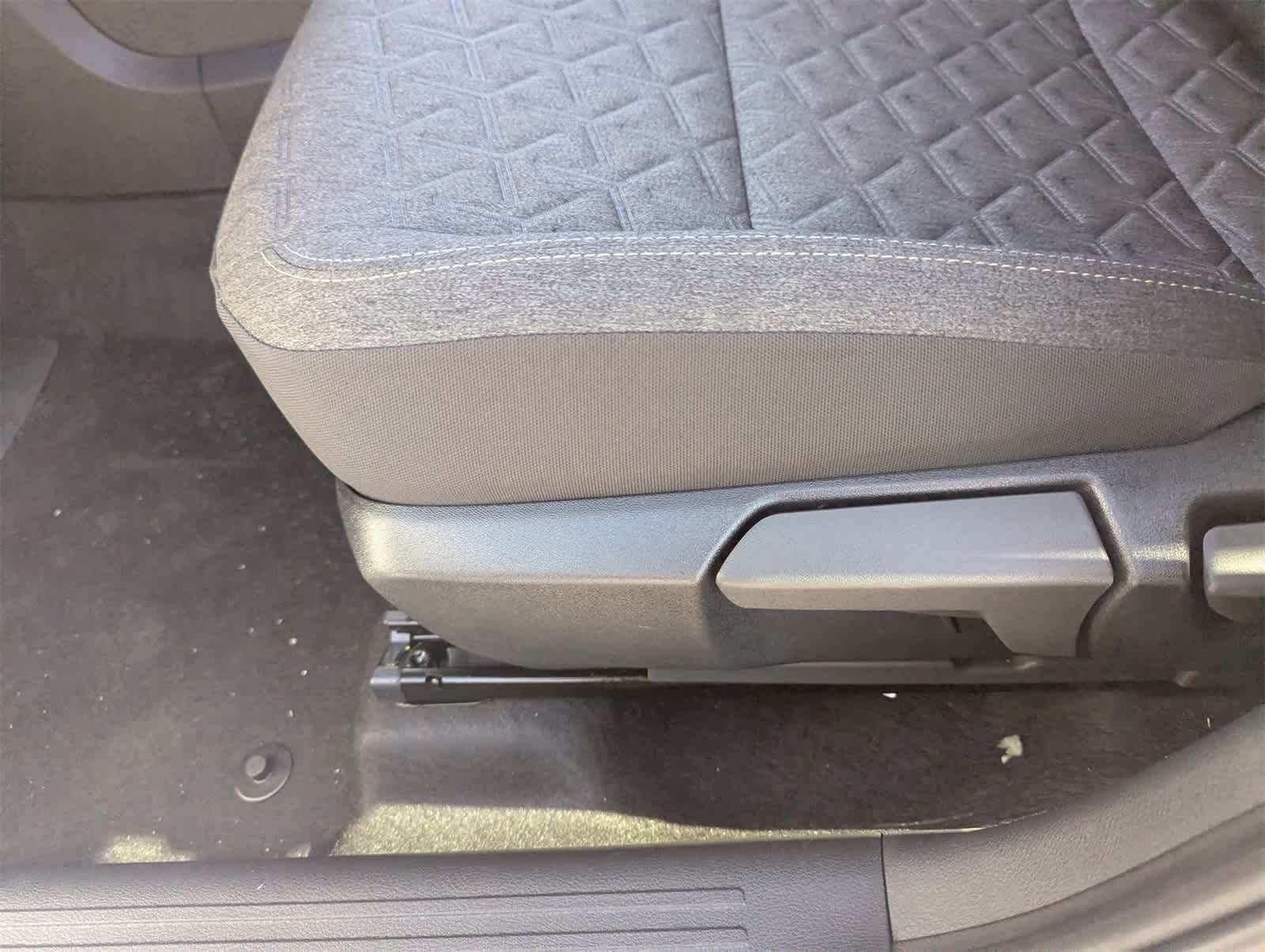 2026 Nissan KICKS SV - Photo 18