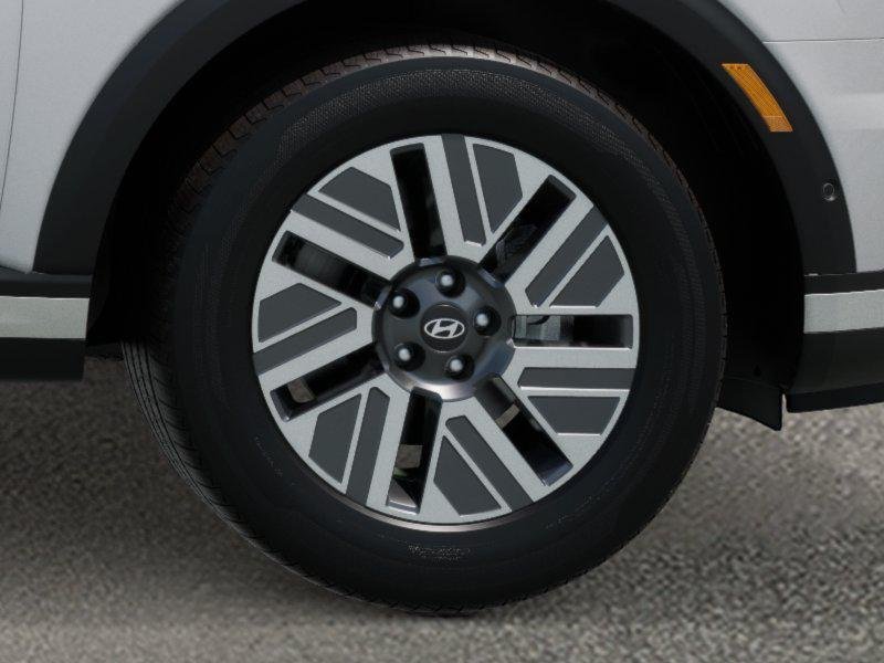 New 2026 White Hyundai SEL Premium image 8