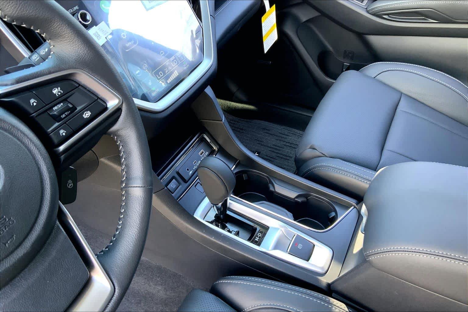 New 2026 MAGNETITE GRAY METALLIC Subaru Limited 7-Passenger image 7