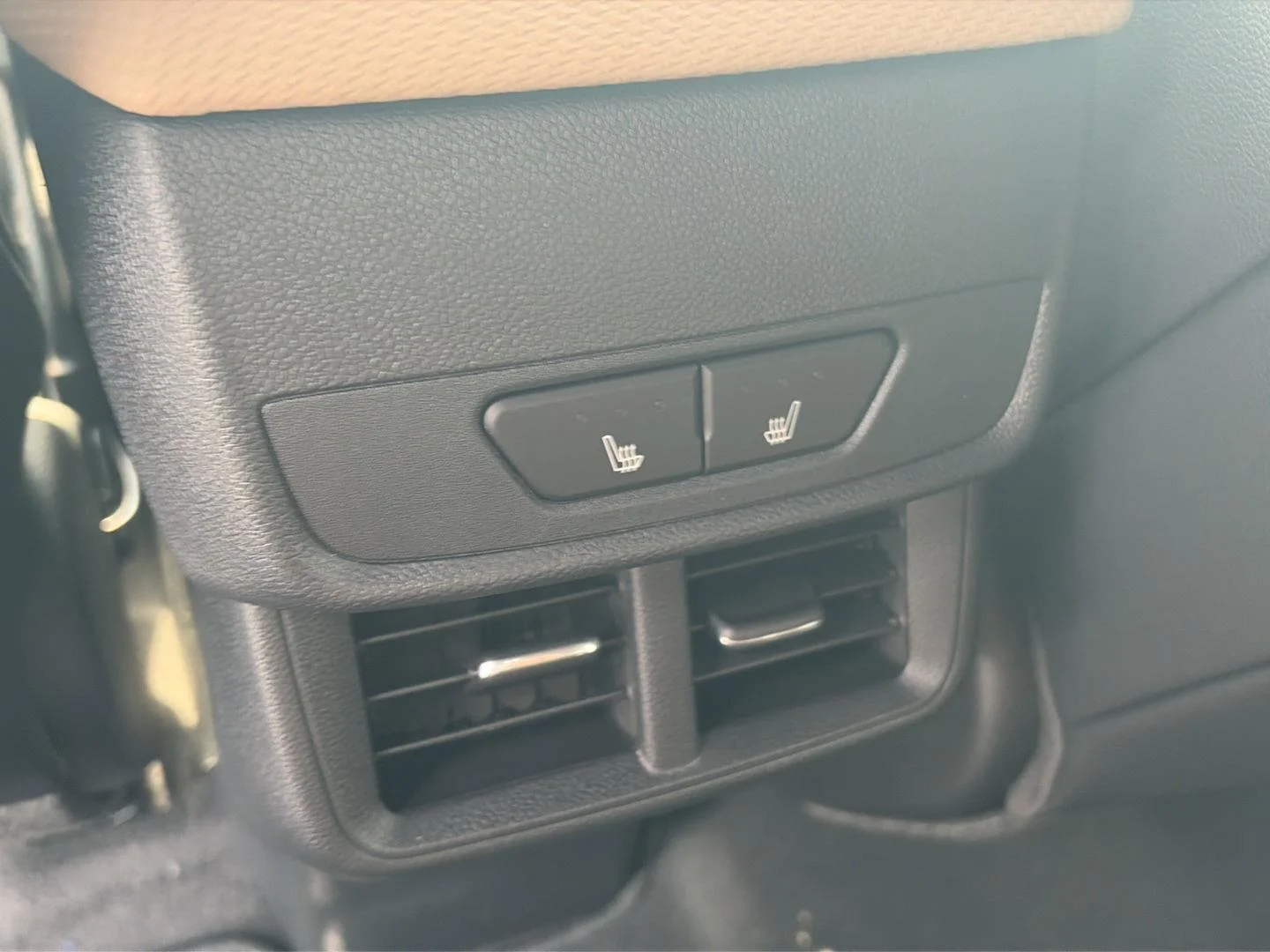 2027 Chevrolet Equinox ACTIV - Photo 16