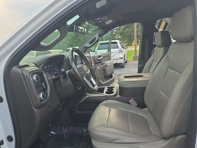 Used 2019 White GMC SLT image 16