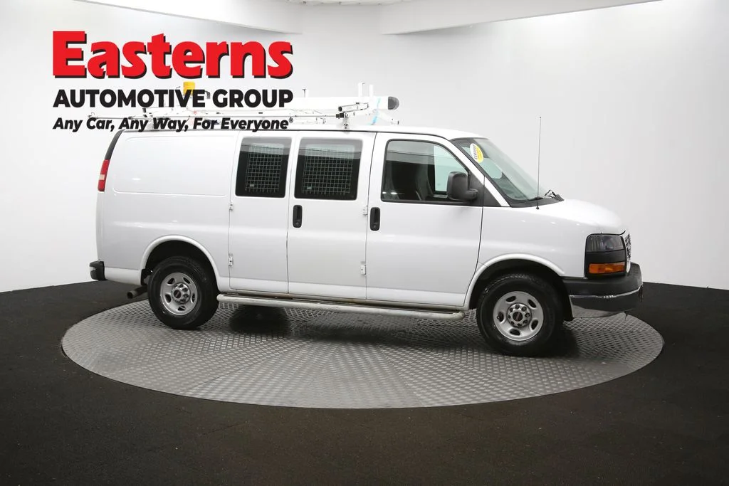 Used 2015 White GMC Work Van image 45