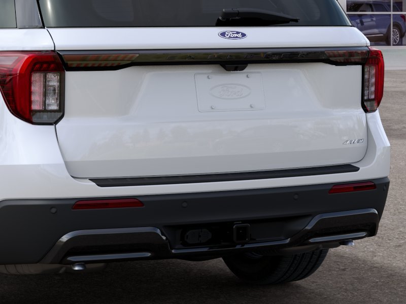 New 2027 Star White Metallic Tri-Coat Ford ST-Line image 46