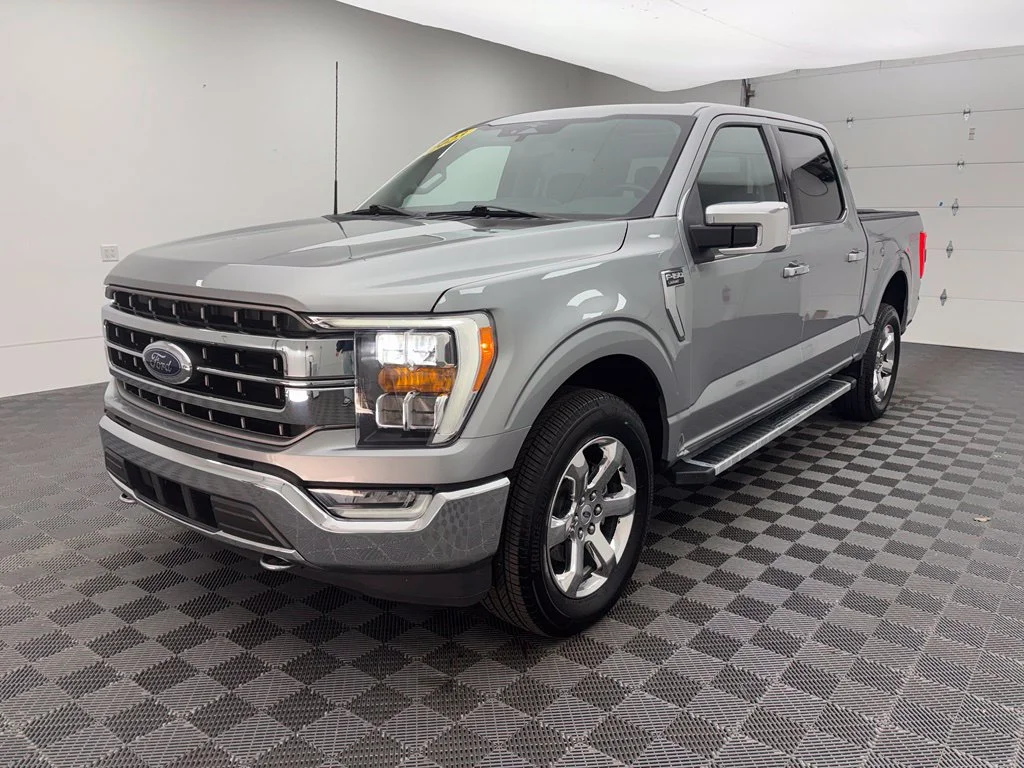 Used 2023 Silver Ford Lariat image 13