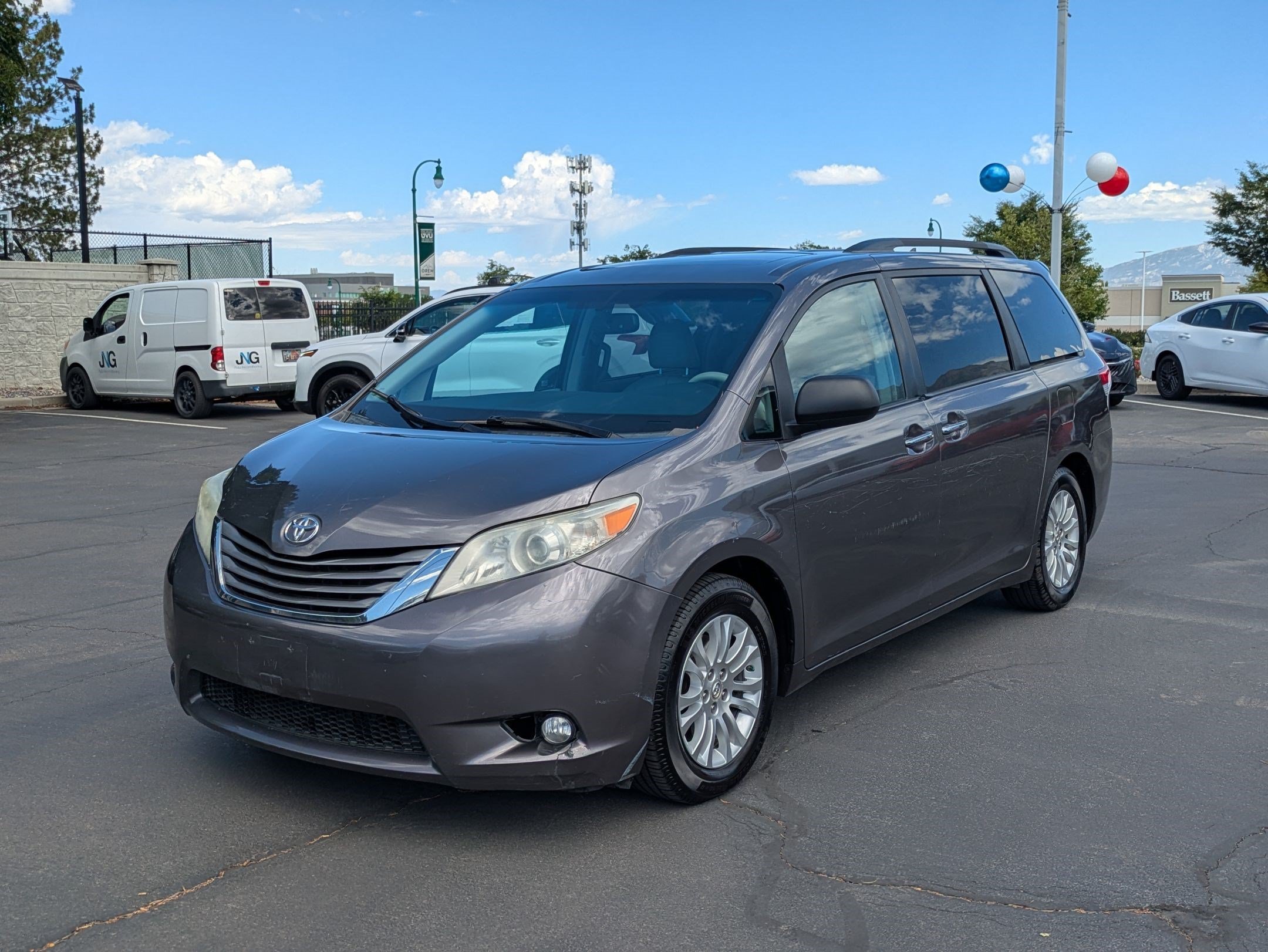Used 2011 Predawn Gray Mica Toyota XLE AAS image 8