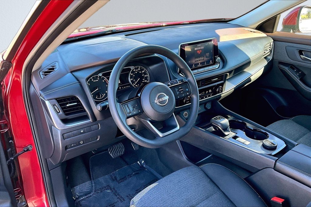 Used 2023 Red Nissan SV image 10