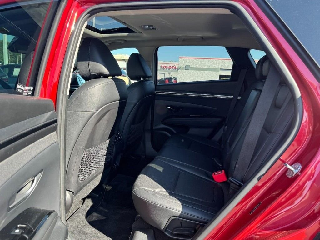 Used 2022 Red Hyundai SEL image 12