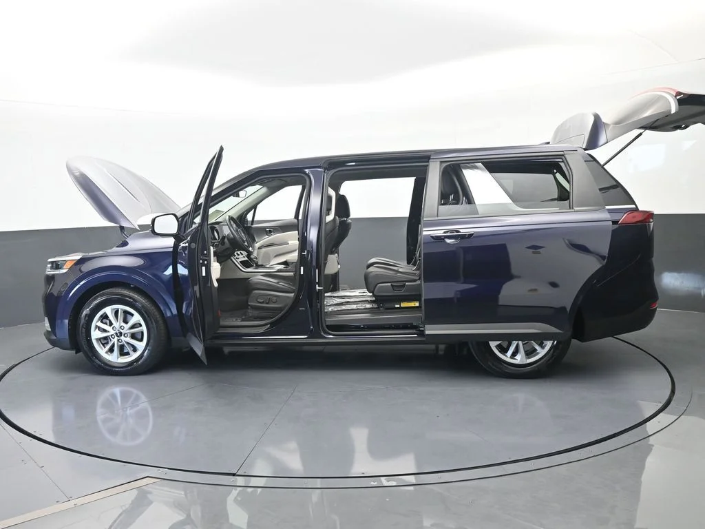 Used 2024 Deep Chroma Blue Kia LX image 73