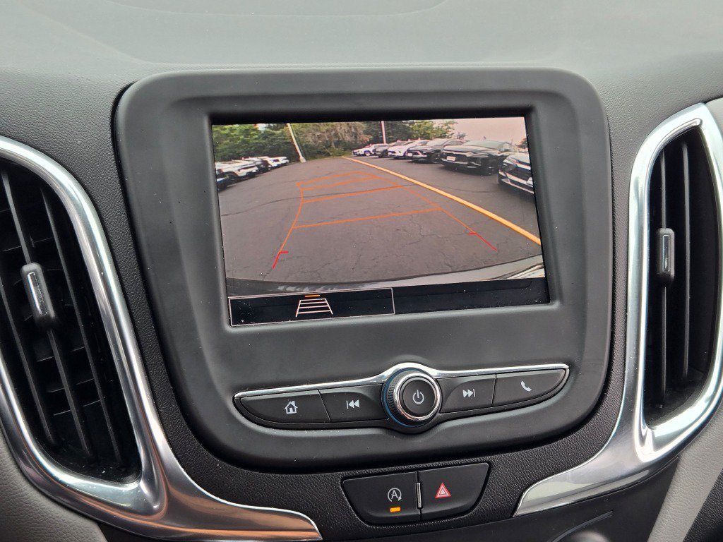 2022 Chevrolet Equinox LS - Photo 25
