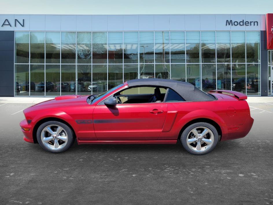 Used 2008 Torch Red Clearcoat Ford GT Premium image 8