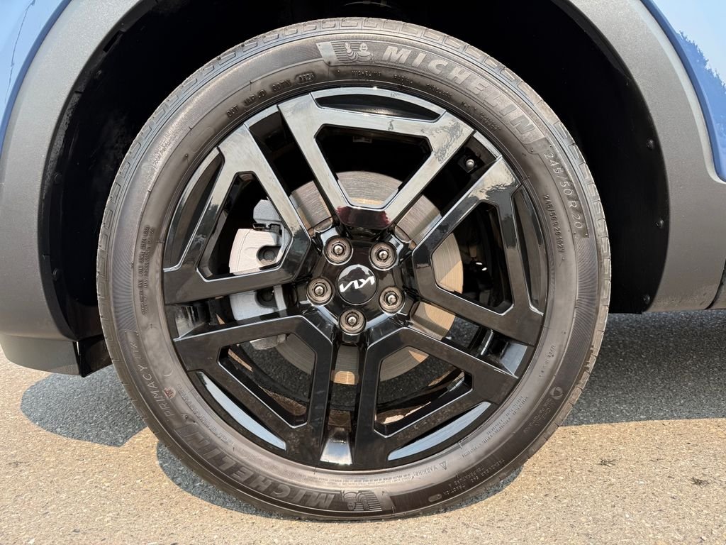 Certified Used 2024 Black Kia SX-Prestige X-Line image 9