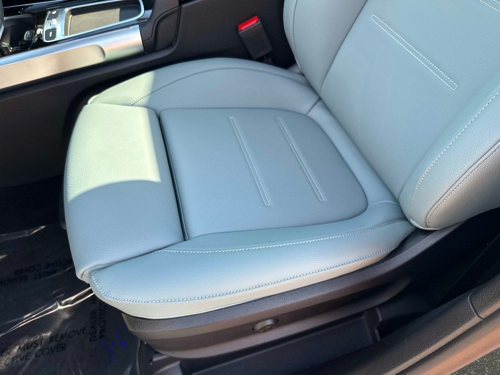 New 2026 Polar White Mercedes-Benz 250 SUV image 20