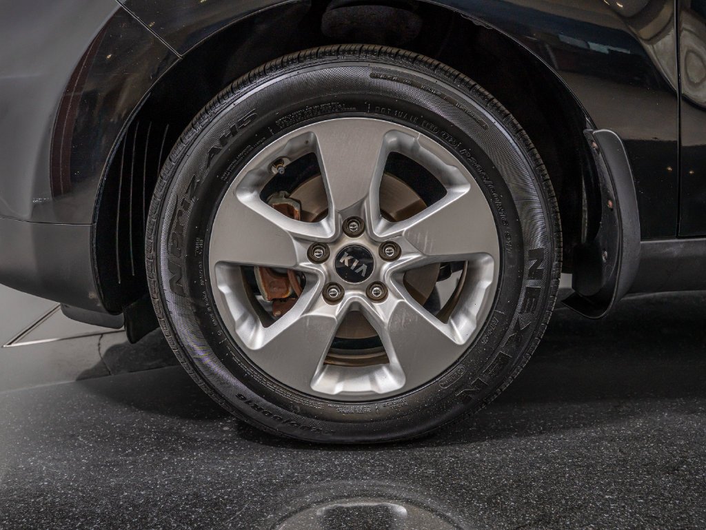 Used 2017 Shadow Black Kia  image 13