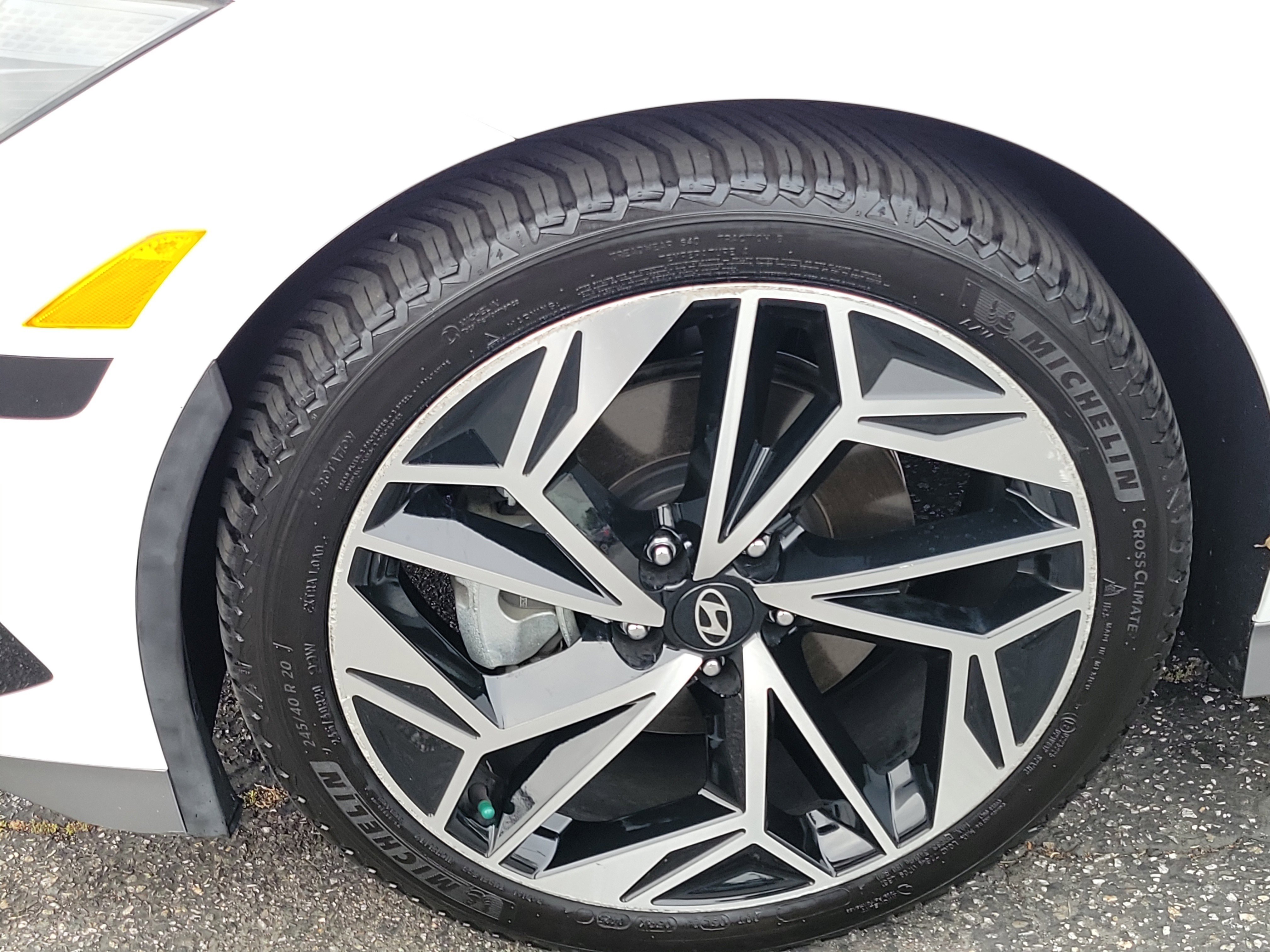 2023 Hyundai IONIQ 6 SEL - Photo 9