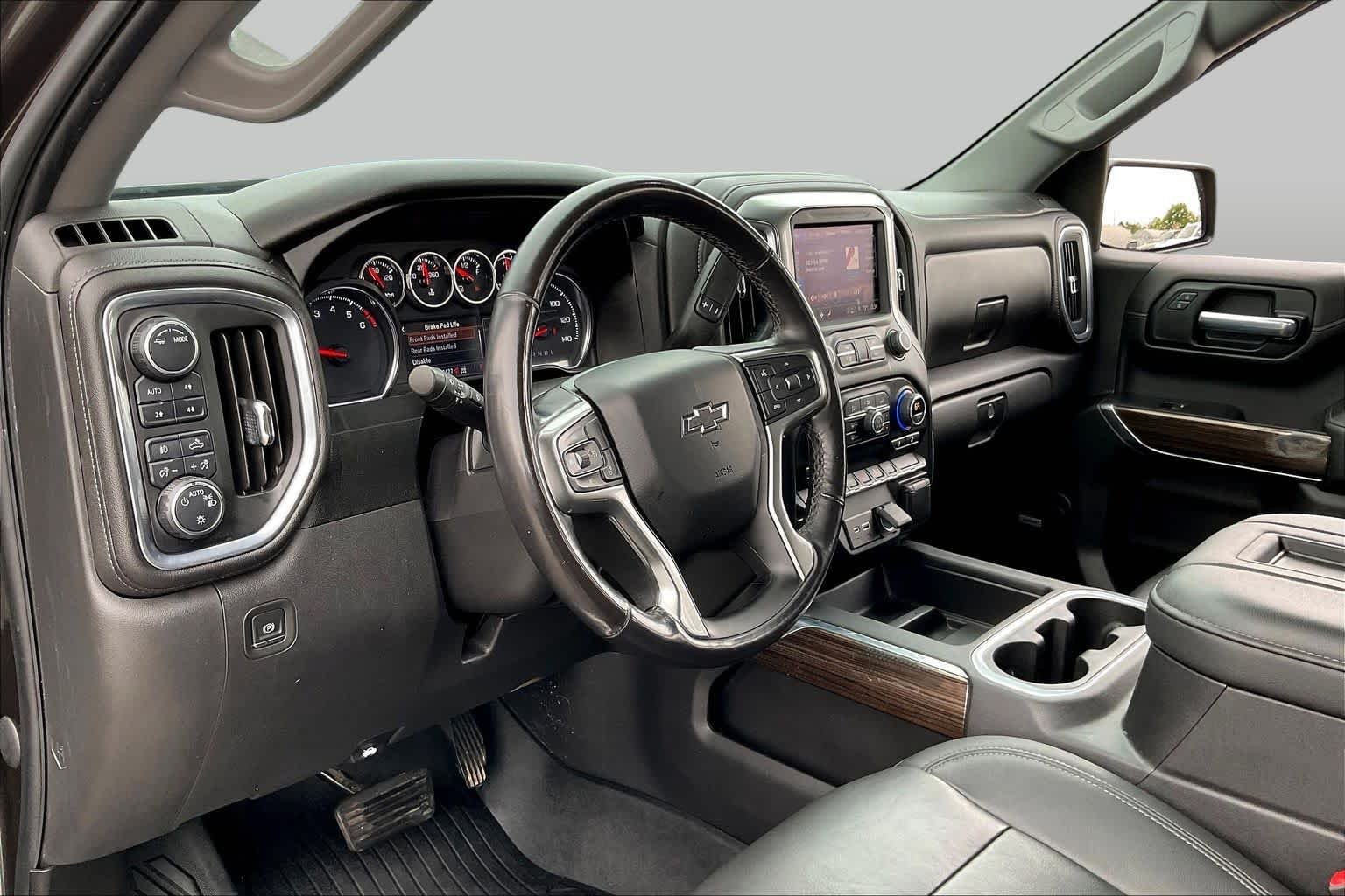 Used 2021 Oxford Brown Metallic Chevrolet LT Trail Boss image 16