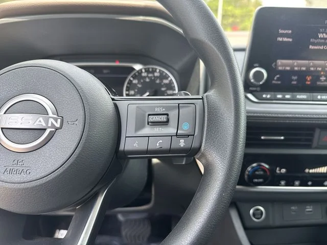 Used 2023 White Nissan SV image 17