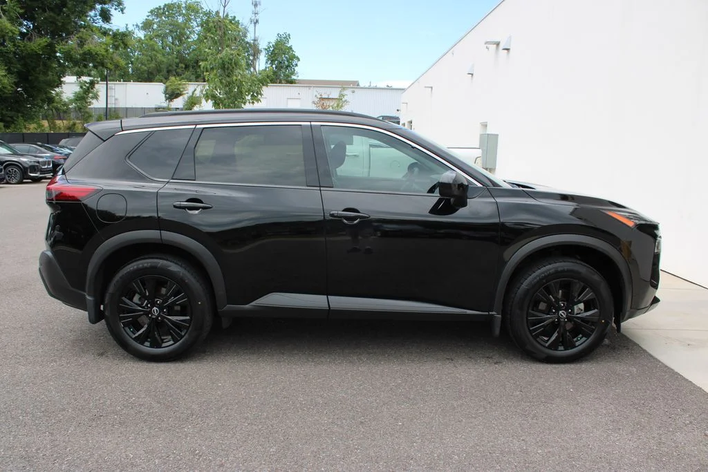 Used 2023 Black Nissan SV image 31