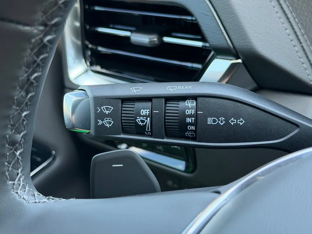 2026 GMC Yukon Denali - Photo 14