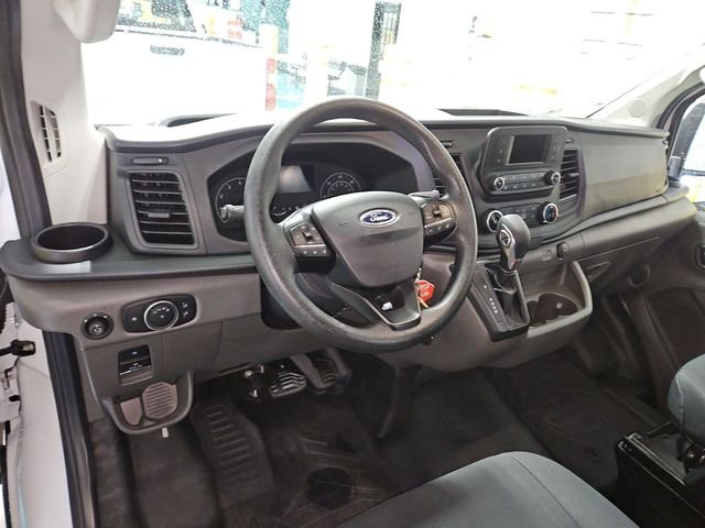 Used 2025 Oxford White Ford Base image 9