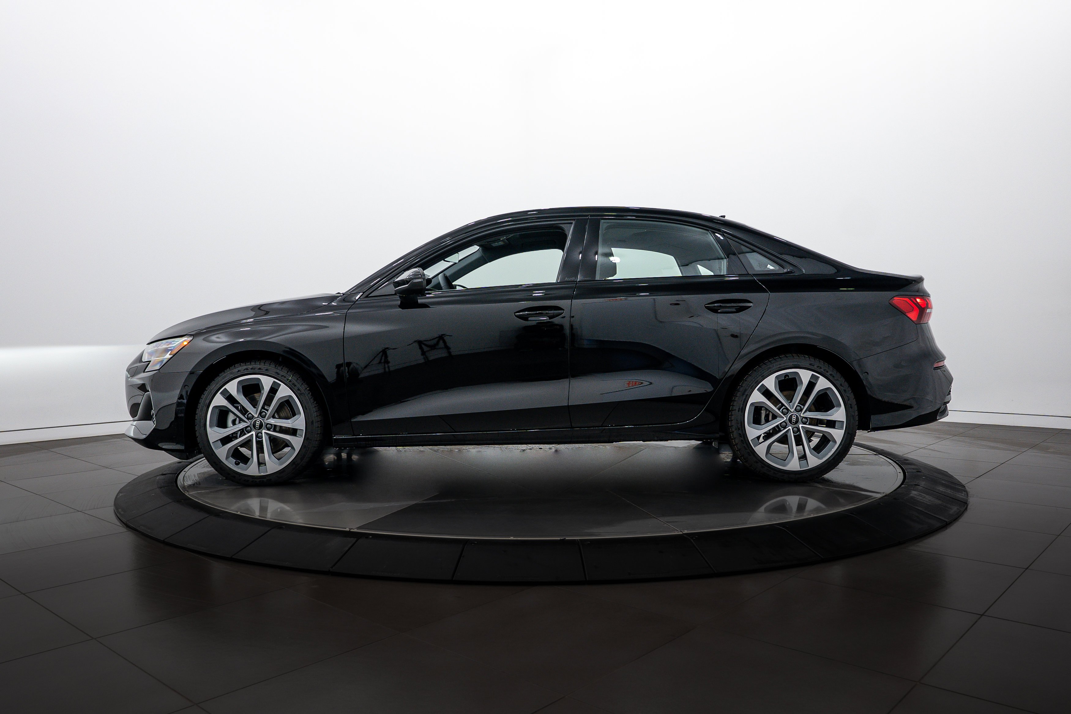 New 2026 Brilliant Black Audi Premium image 7