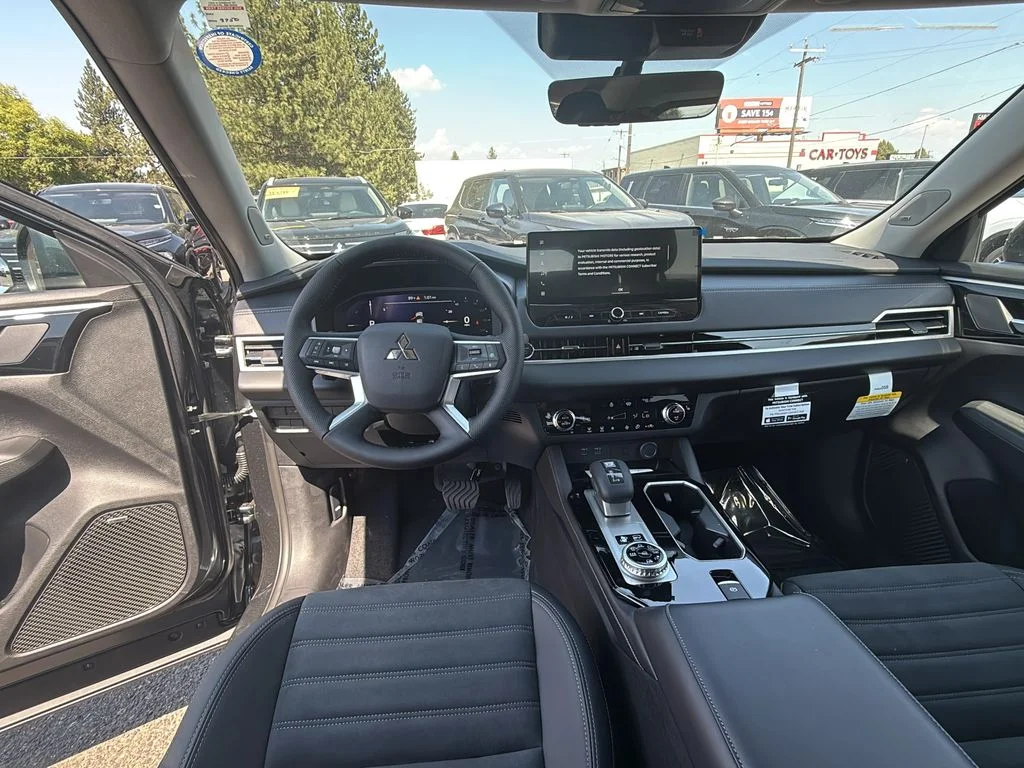 New 2026 Graphite Gray Mitsubishi SE S-AWC image 12