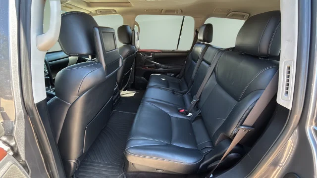 Used 2015 Gray Lexus 570 image 20