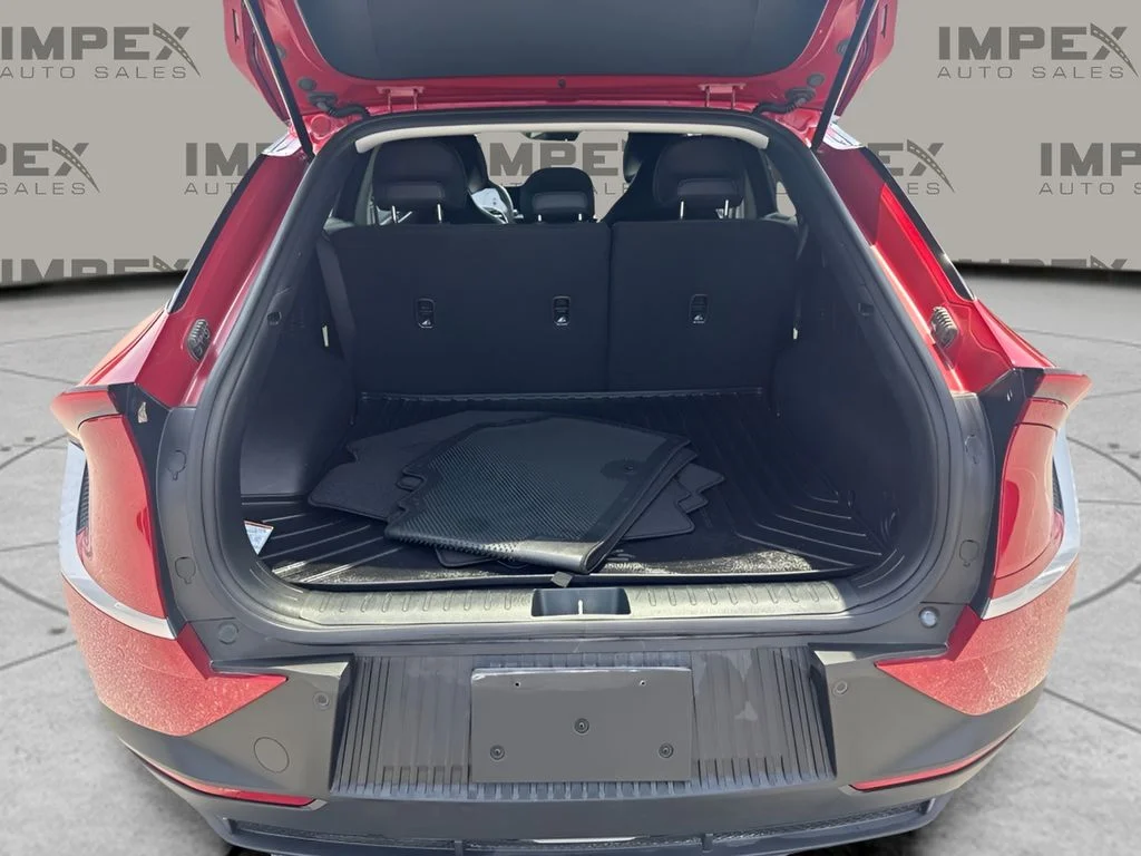 Used 2024 Red Kia Light image 18