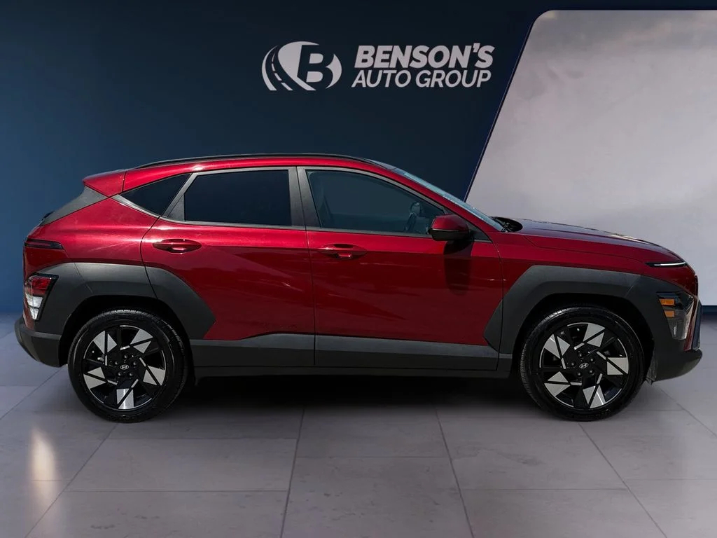 Used 2025 Red Hyundai SEL image 6