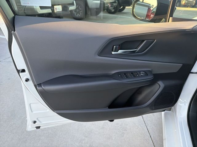 2026 Toyota Prius XLE - Photo 9