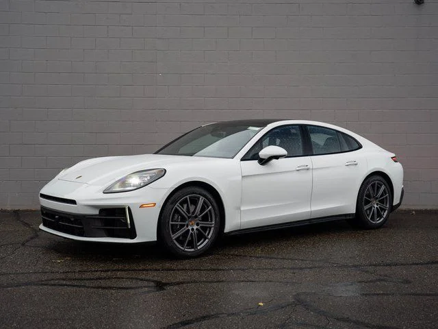 2025 Porsche Panamera Base