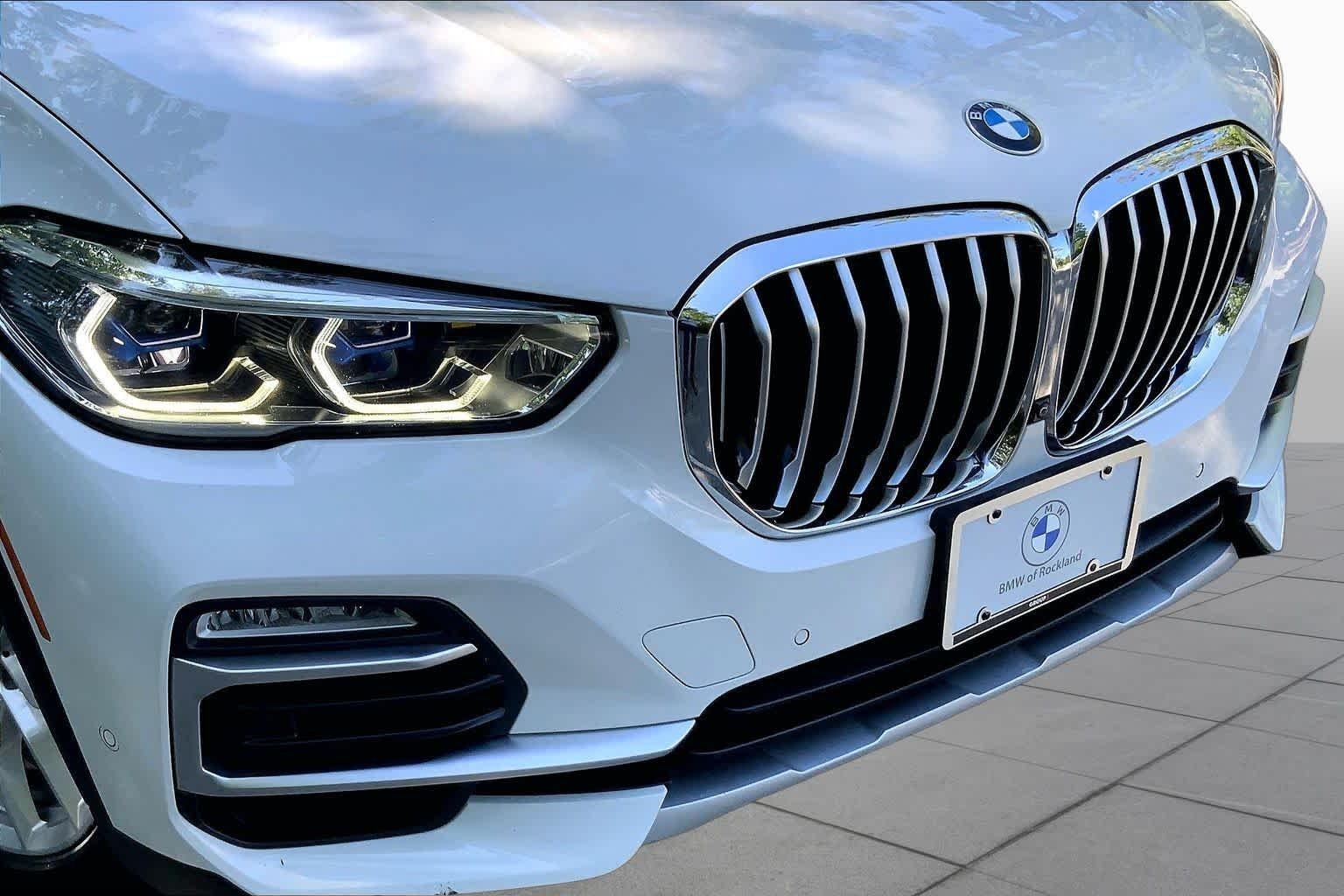 Used 2021 Alpine White BMW xDrive40i image 29