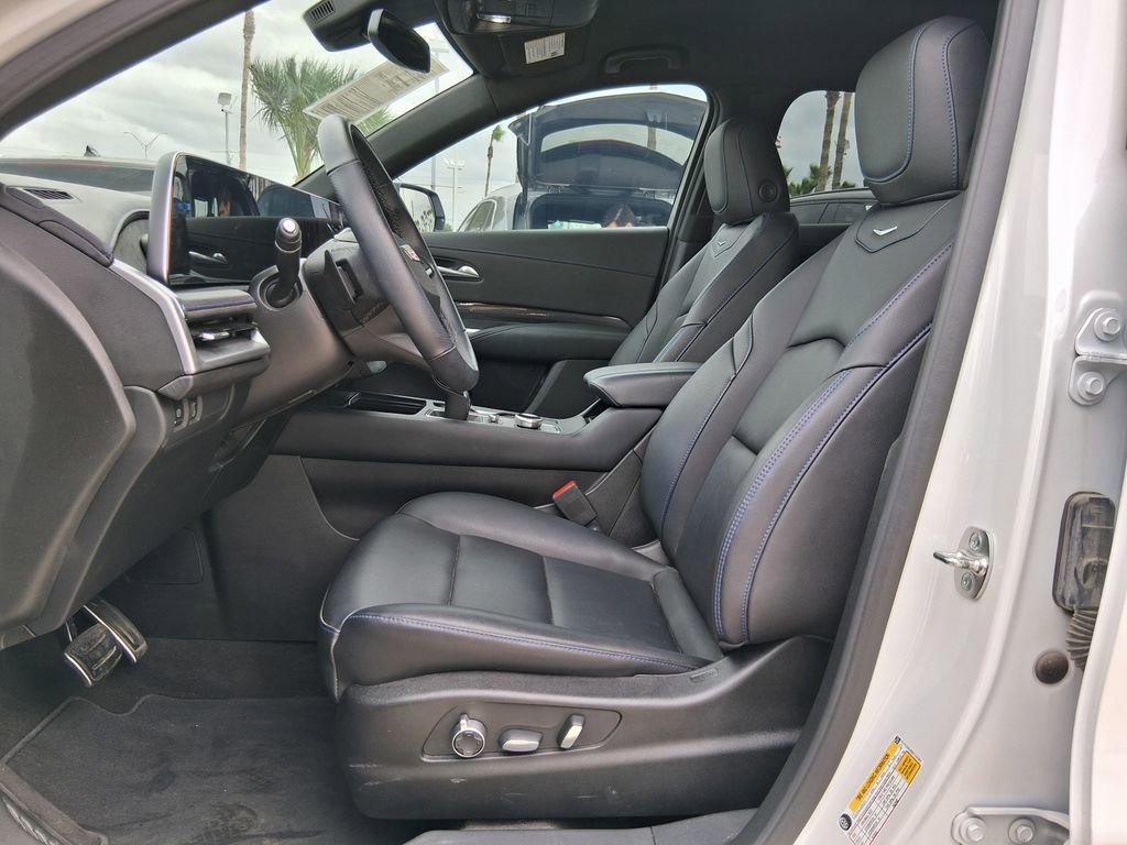 Used 2025 Crystal White Tricoat Cadillac Sport image 21
