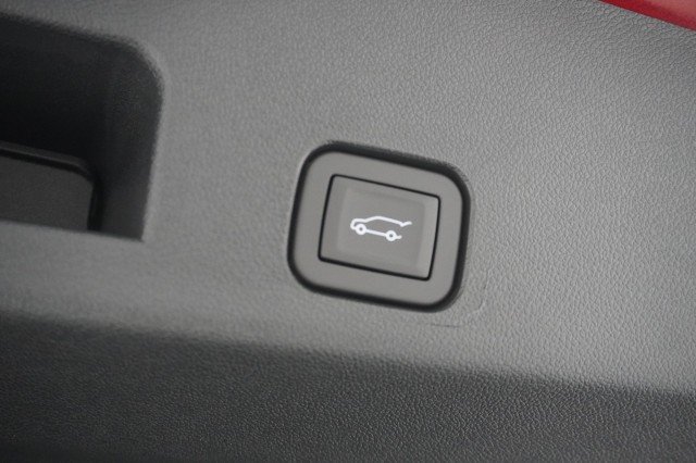 2027 GMC Acadia Denali Ultimate - Photo 10