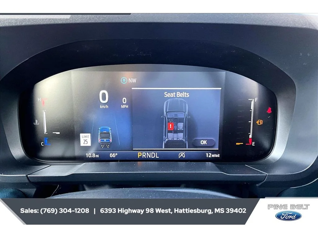 New 2026 Oxford White Ford Lariat® image 15