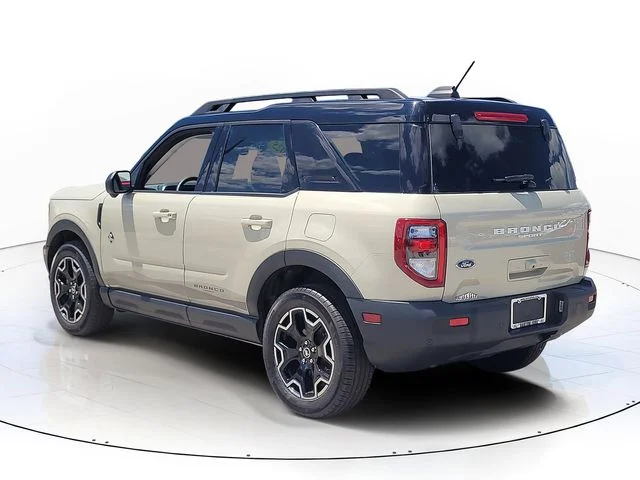 Used 2025 Beige Ford Outer Banks image 7