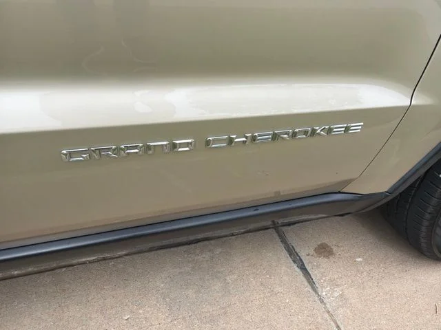 Used 2015 Beige Jeep Limited image 3