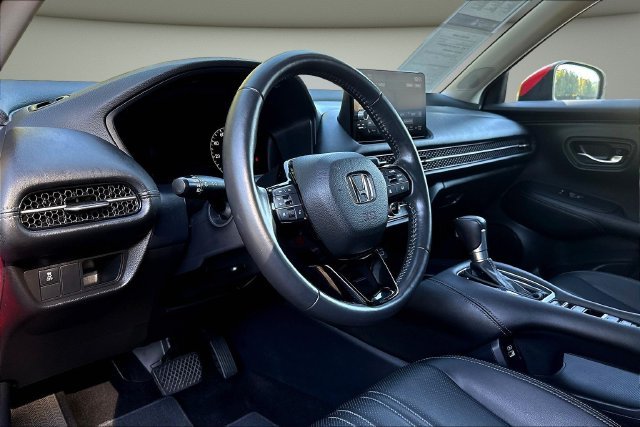 Used 2023  Honda EX-L image 18