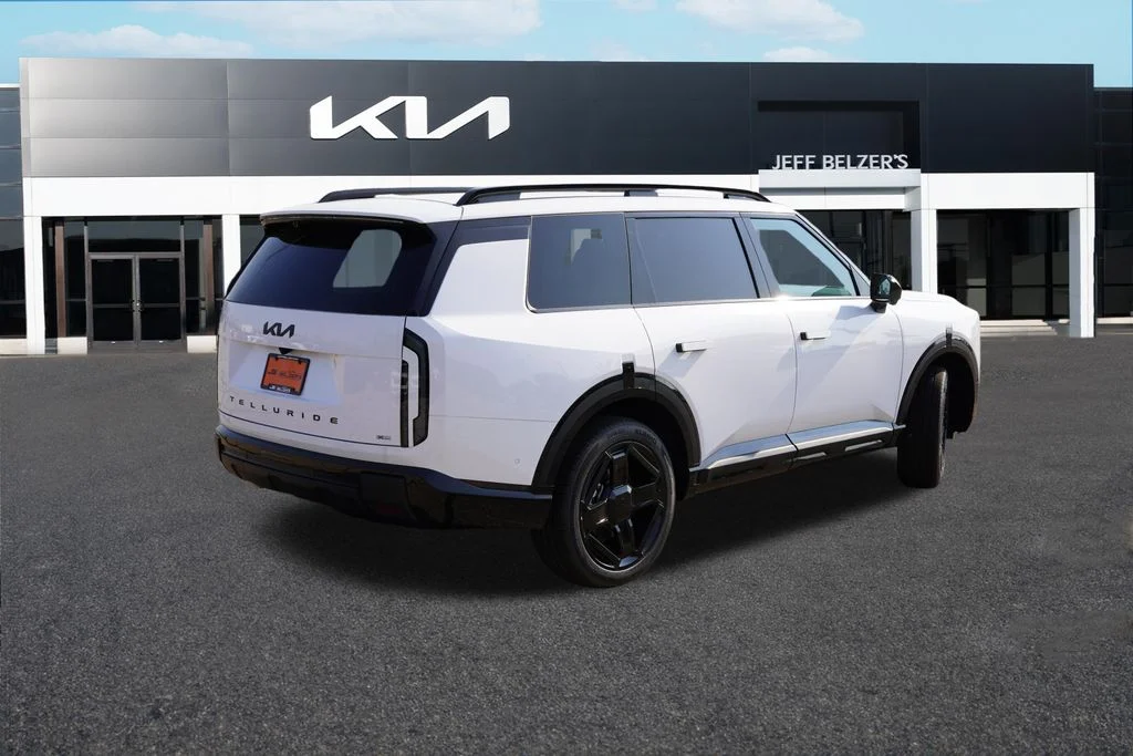 New 2027 Glacial White Pearl Kia X-LINE SX PRESTIGE image 3