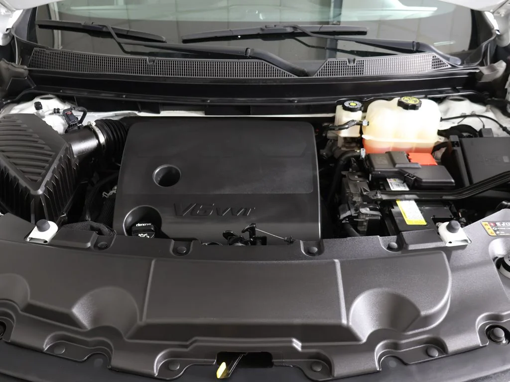 Used 2023 Summit White Chevrolet LT image 21