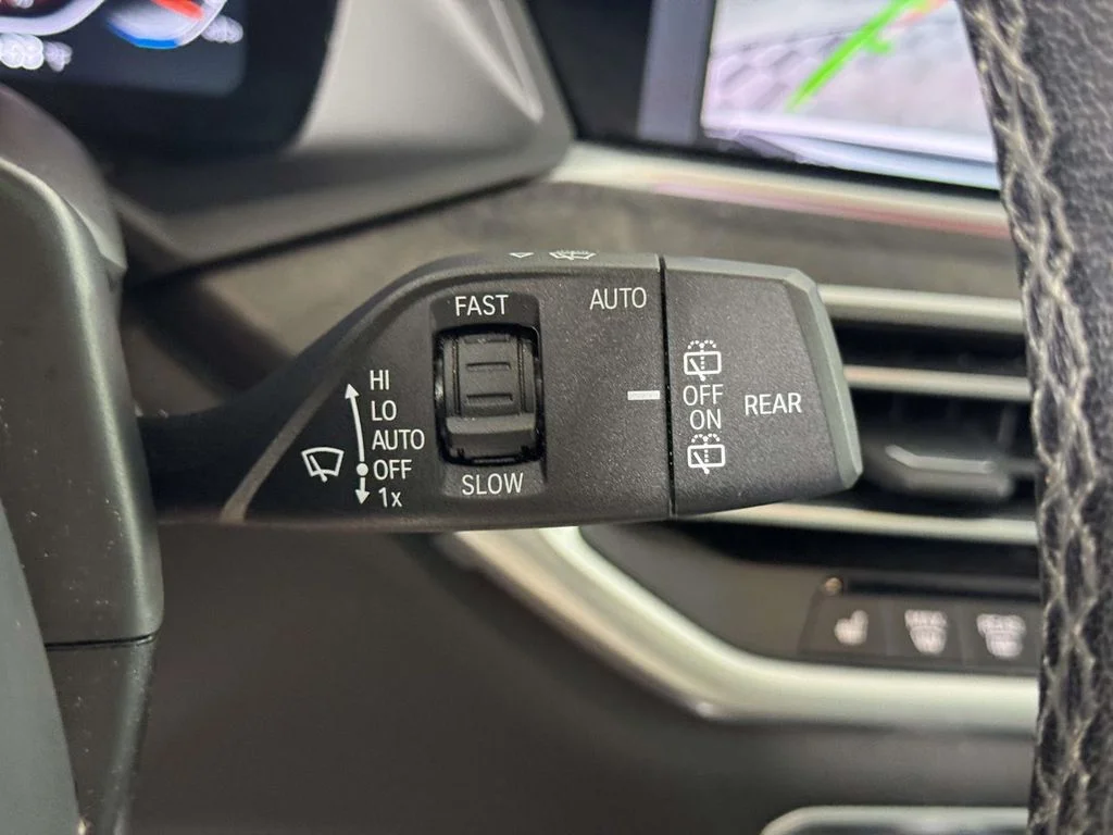 Certified Used 2023 White BMW xDrive40i image 24
