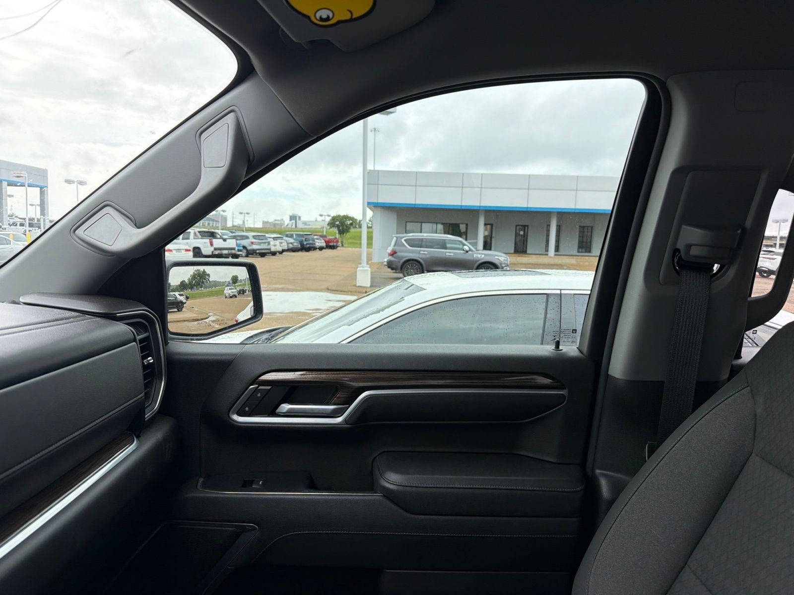 Used 2022 Gray Chevrolet LT image 16