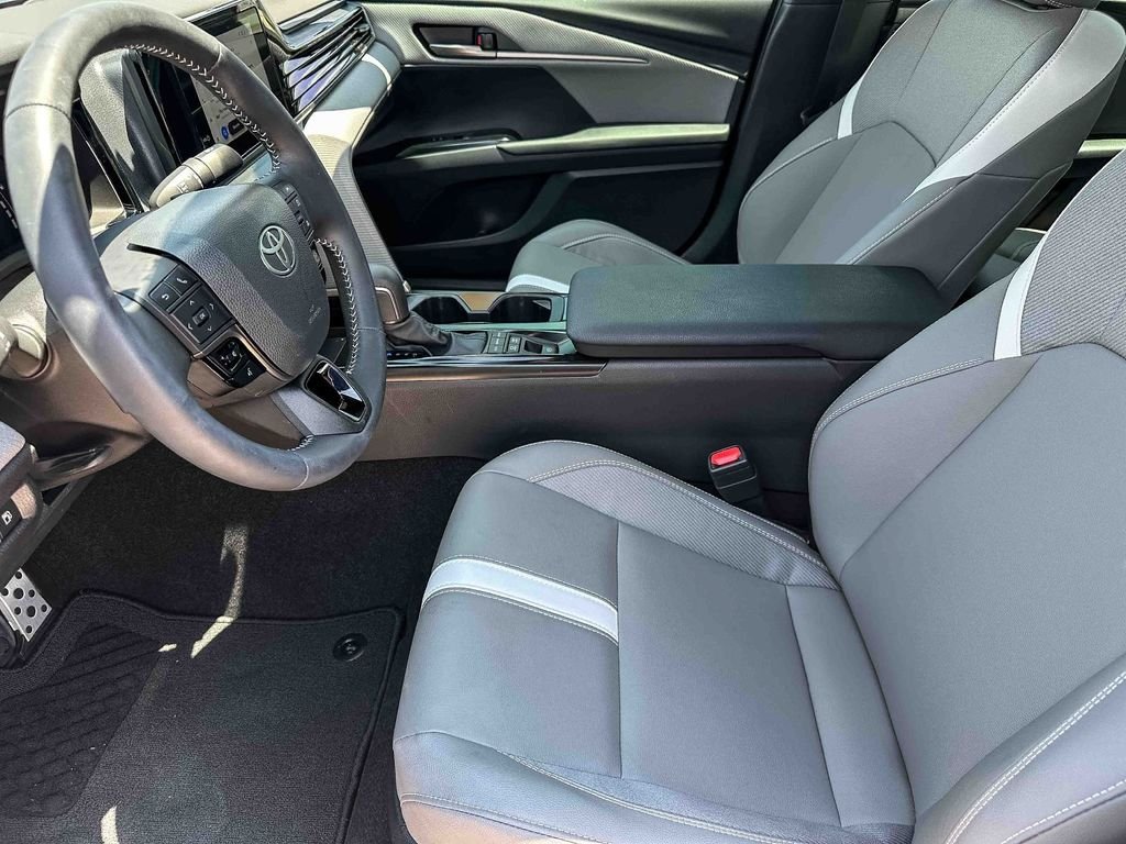 Used 2026  Toyota SE image 13
