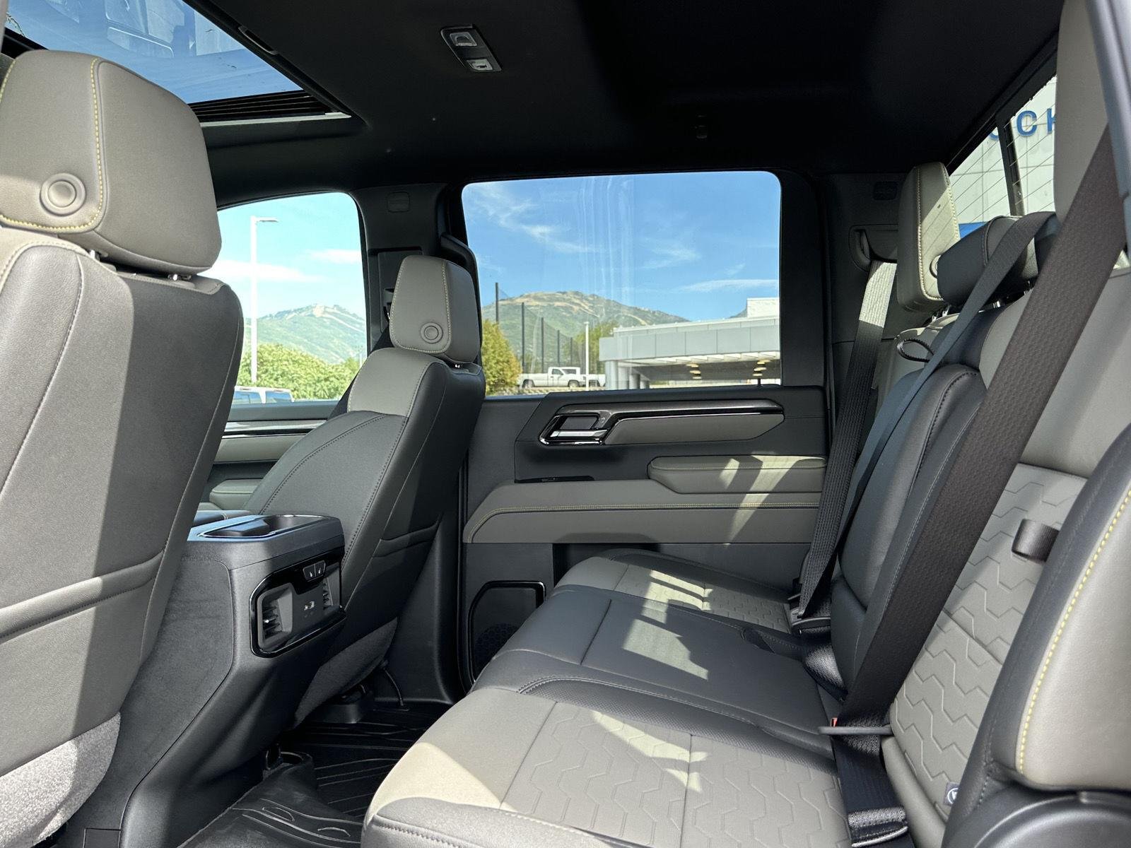 2026 Chevrolet Silverado 2500 HD ZR2 - Photo 20