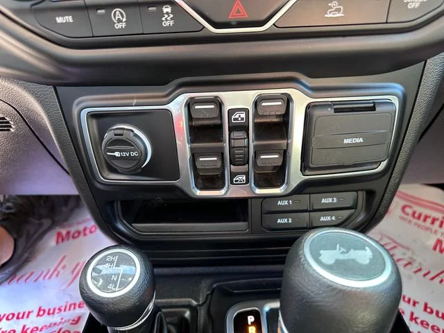 Certified Used 2022 White Jeep Unlimited Sport S image 15