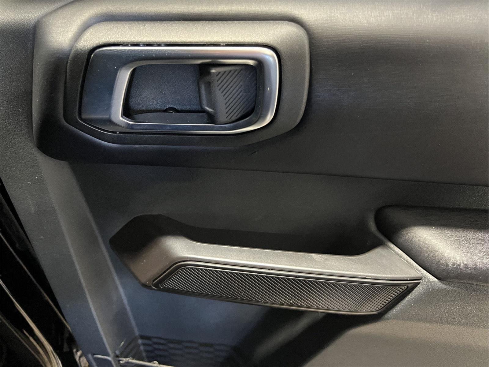 Used 2025 Shadow Black Ford Outer Banks image 13