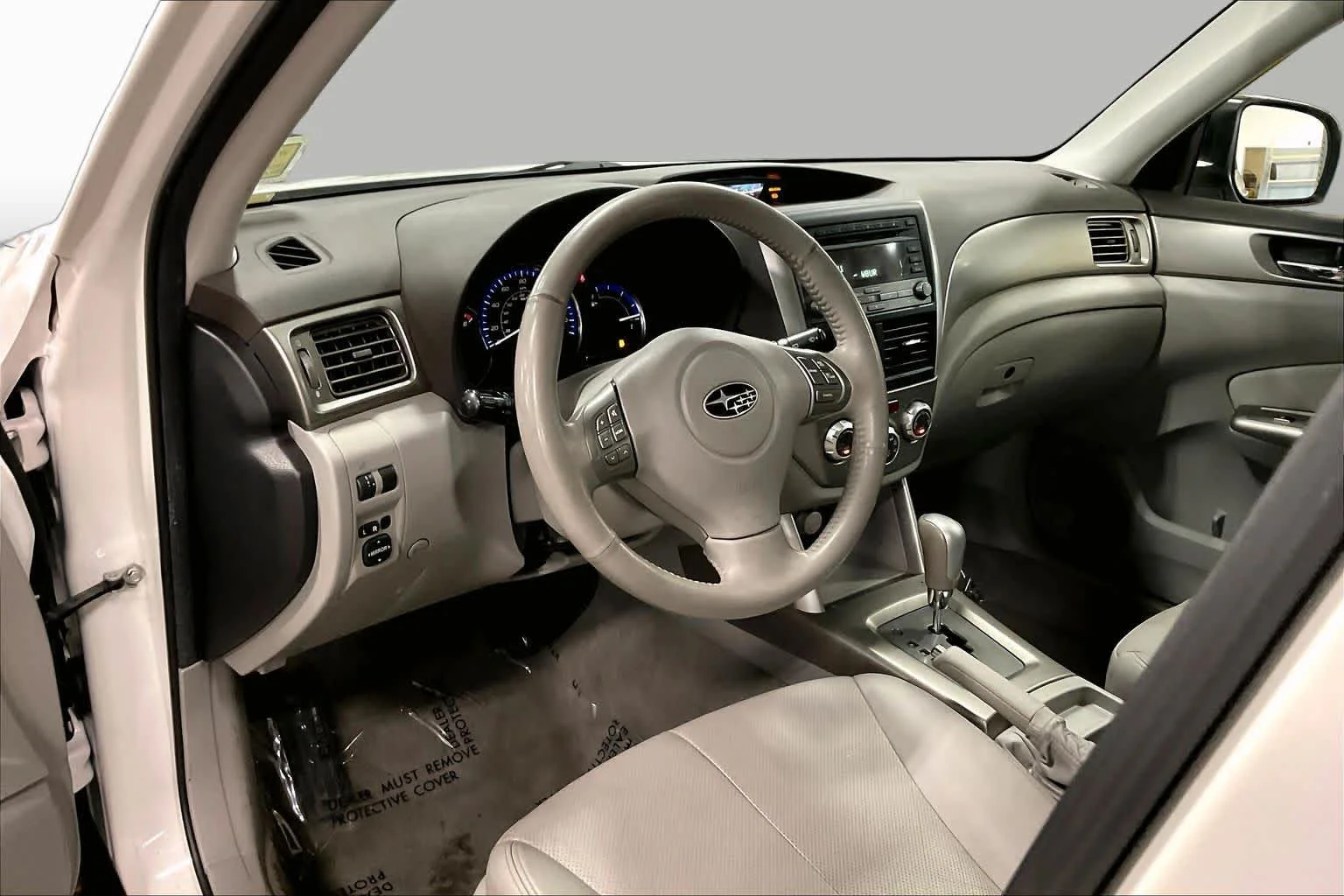 Used 2010 Satin White Pearl Subaru 2.5X Limited image 17